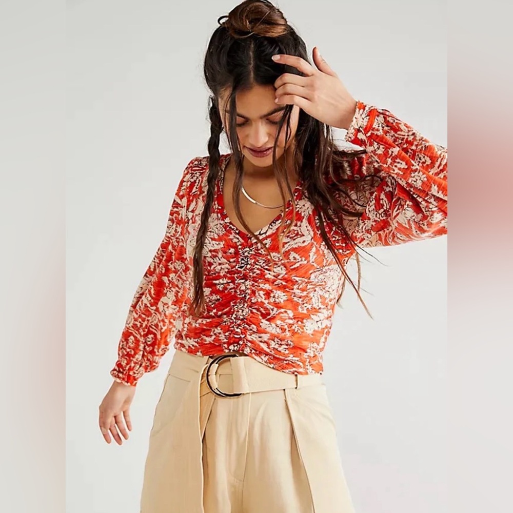 Ruched V-Neck Floral Long-Sleeve Top in Orange